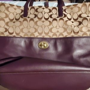 Coach turnkey signature purse